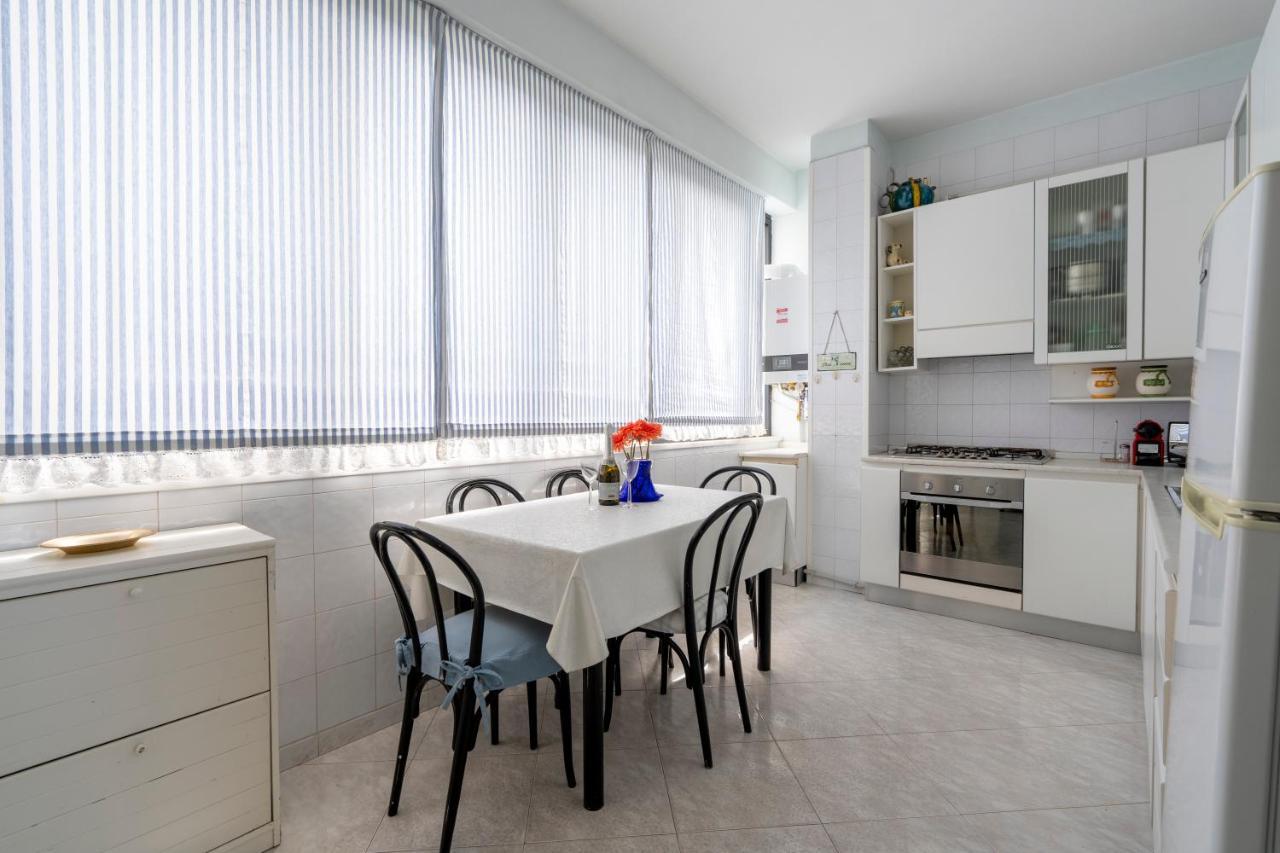 Grazia Attic Apartment With Terrace Trani Exteriör bild