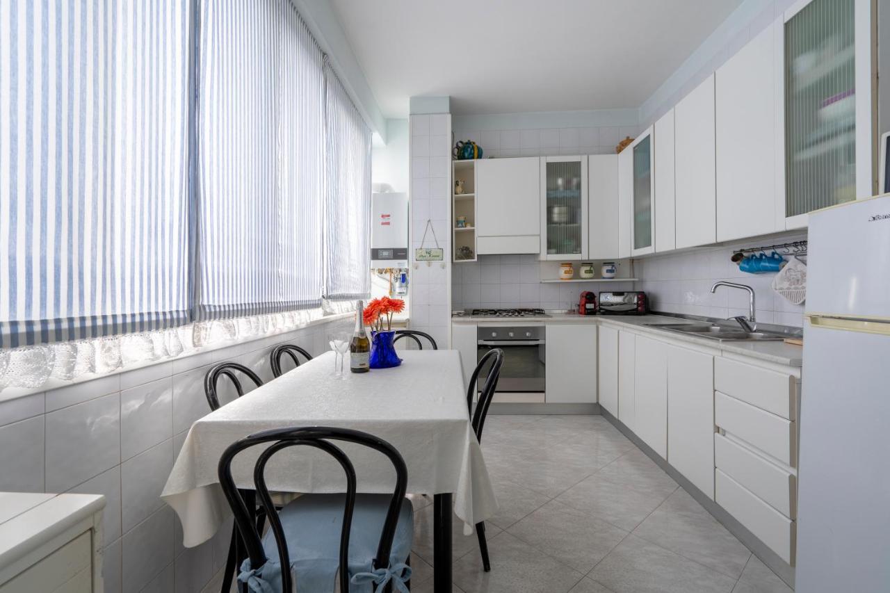 Grazia Attic Apartment With Terrace Trani Exteriör bild